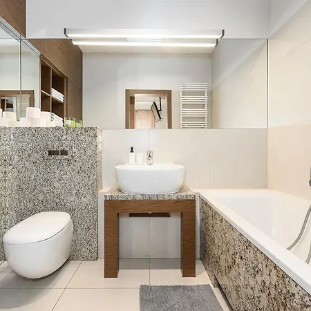 Lumina I Premium 2br With Parking I Terrace I Ac I Coffee Maker I Center Apartamento Łódź